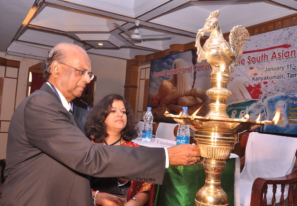 Lighting of the lamp at the inaugural ceremony